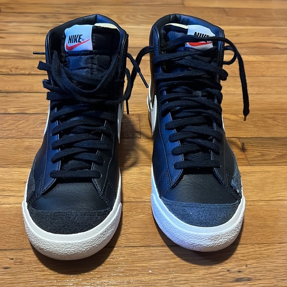 Nike Blazer Mid ‘77 Vintage - Picture 2 of 7